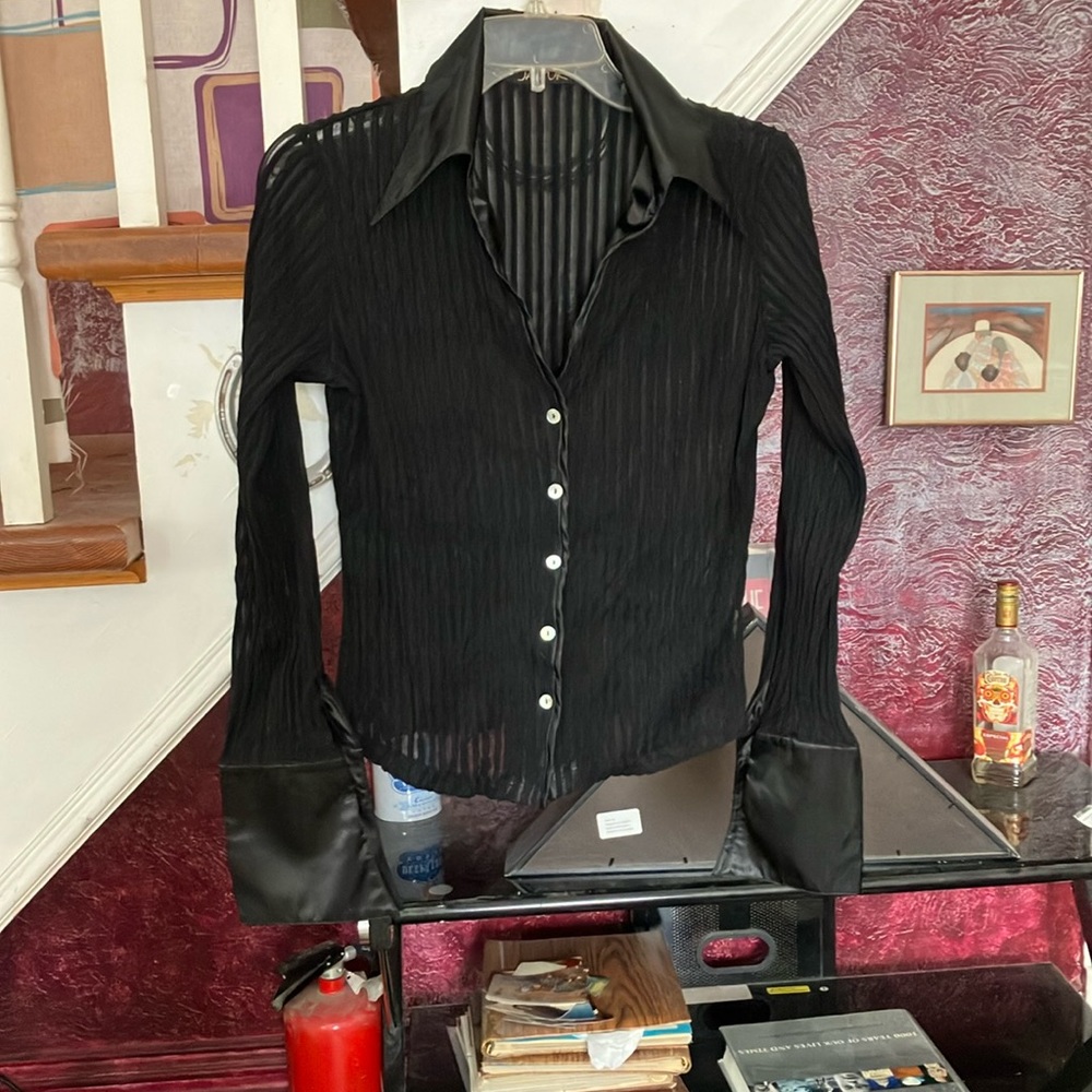 Black blouse, very cute